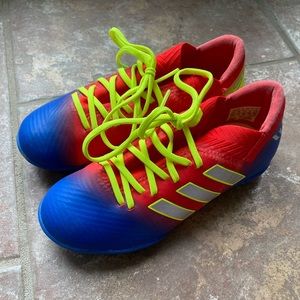 Kids Adidas Messi indoor soccer shoes size 12 little kids. Worn once.